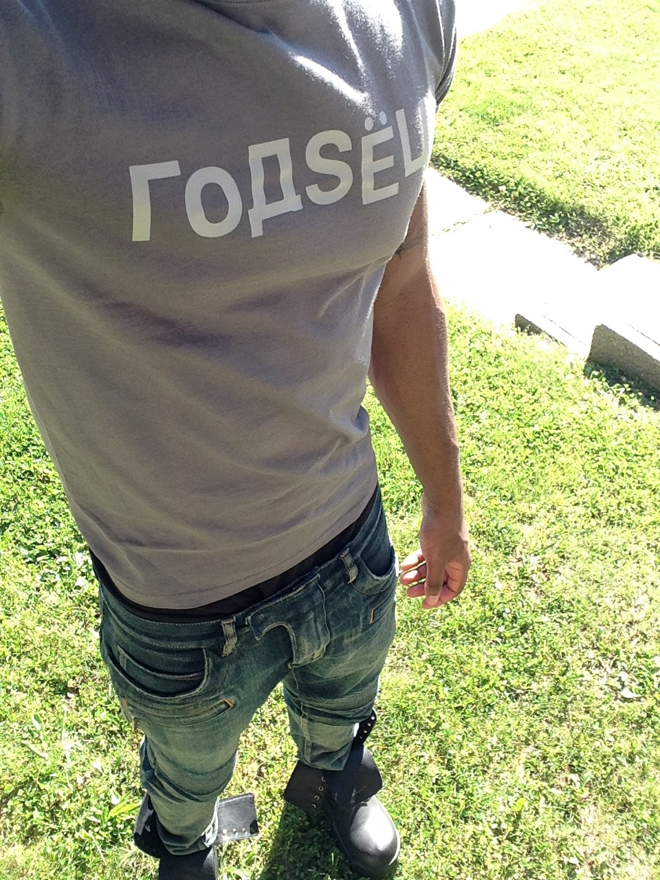 FOHSEV Tee